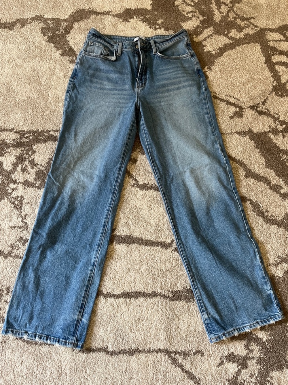 Forever 21 Men's Medium Wash Straight-Leg Jeans